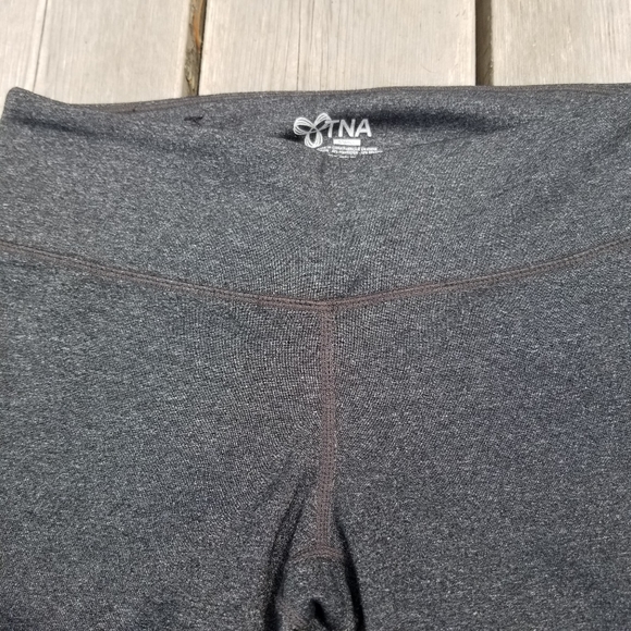TNA - Grey Leggings - Size Small - Picture 2 of 5